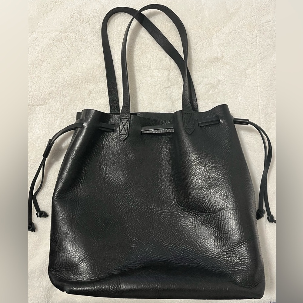 Madewell Vintage Leather Bucket Bag - Medium